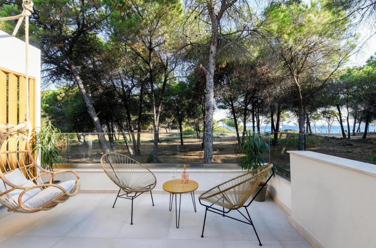 Karidi Beach Boutique Suites Vourvourou Eksteriør bilde
