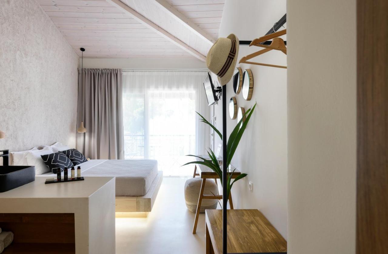 Karidi Beach Boutique Suites Vourvourou Eksteriør bilde